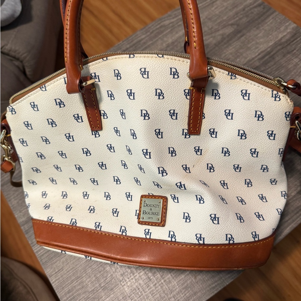 Dooney & Bourke Cream and Tan Shoulder Bag - Picture 2 of 8
